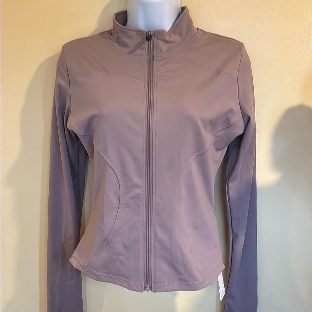 Luyaa Woman’s Mauve Jacket
